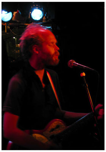 Bonnie 'Prince' Billy en concert  la Guinguette Pirate, Paris, le 30 mars 2003 - Photo Laurent Orseau, 2003